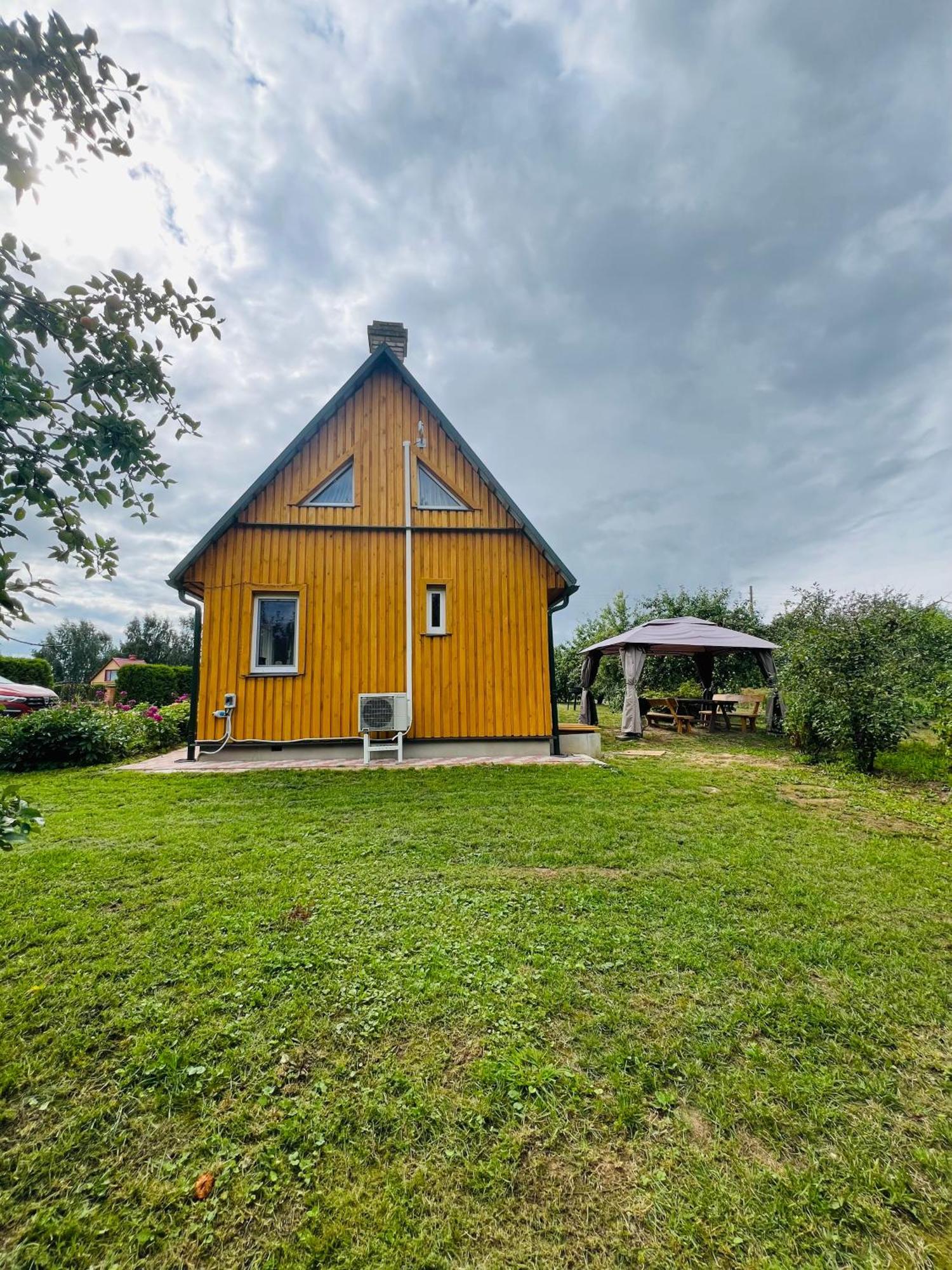 Brivdienu Namins Ludza Esterno foto